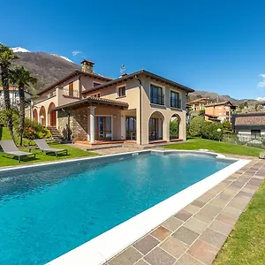 Villa Principessa - Stunning With Panoramic Views, Cremia